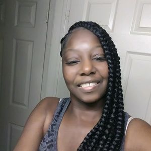 Meet your Posher, Raynetta